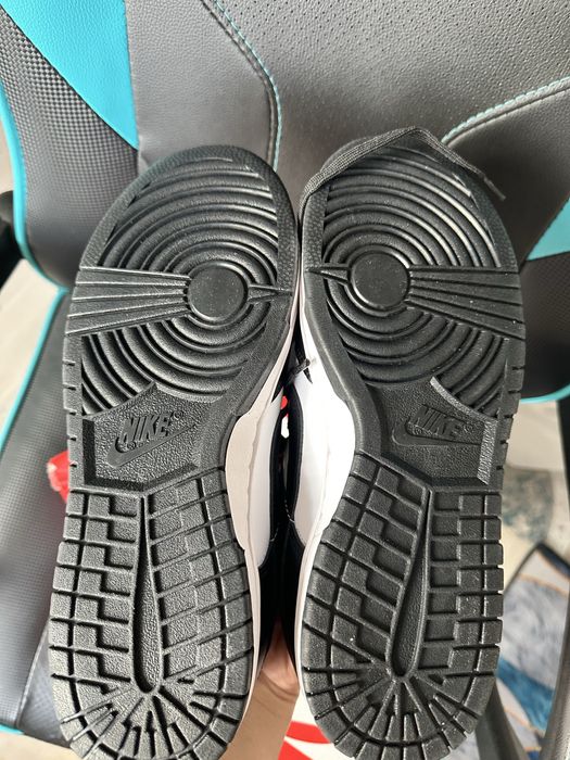 Продам кроссовки Nike