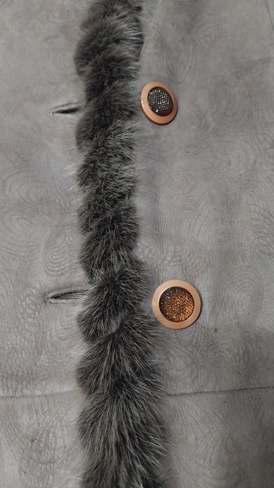 Дубленка женская, размер L