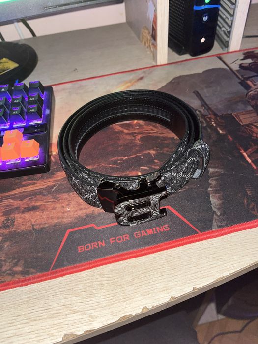 Curea burberyy noua pret negociabil