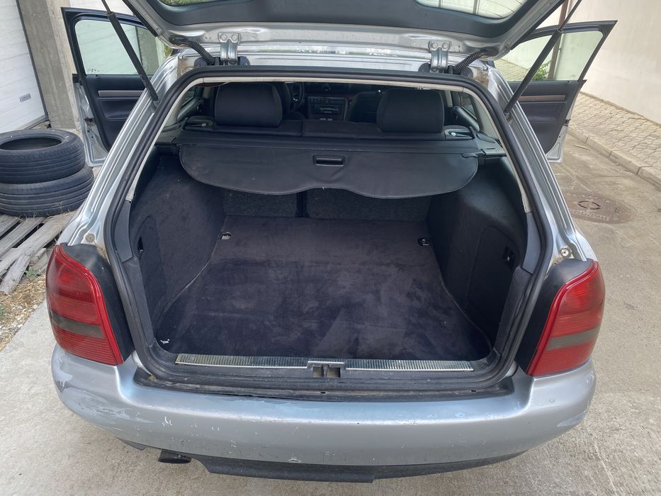 Audi A4 1.8 газ/бензин