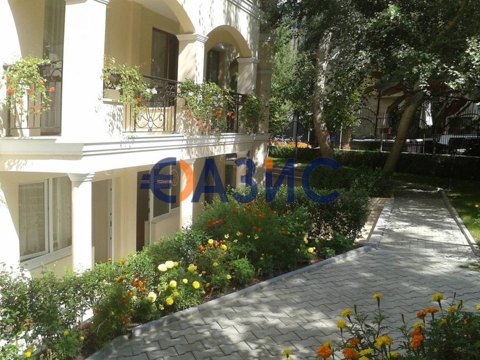 Продава се Двустаен апартамент в к.к. Слънчев бряг - 65 кв.м за 616 €/кв.м - Снимка #12