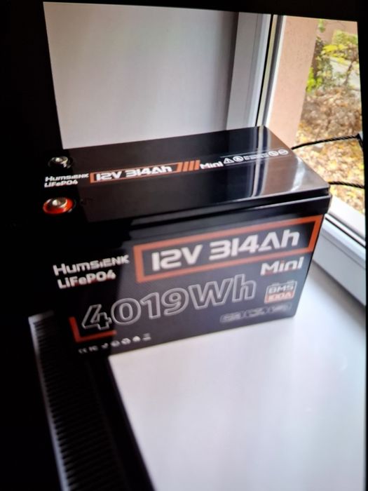 Vînd baterii Lifepo4 12,8v/314Ah și îcărcător.