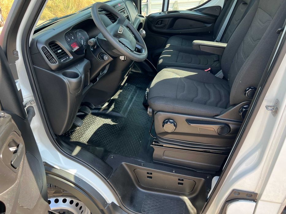 Iveco Daily 65C 15 - basculabila pe cutie