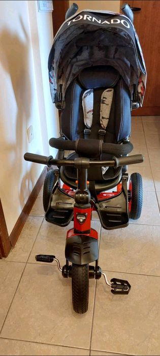 Byox Tornado - Детска триколка с музикално табло, 360 градуса