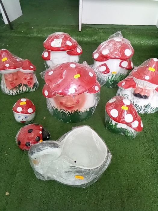 Albă că zăpadă și 7 piticii, ciuperci decorative