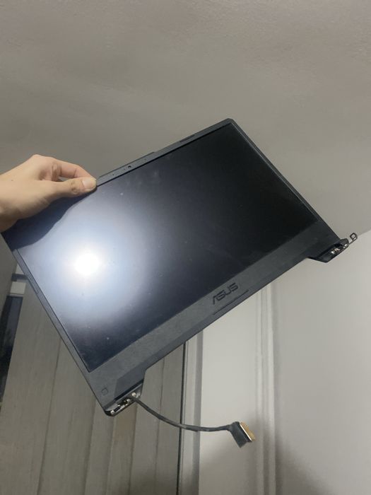 Display 144hz asus tuf laptop gaming fa506