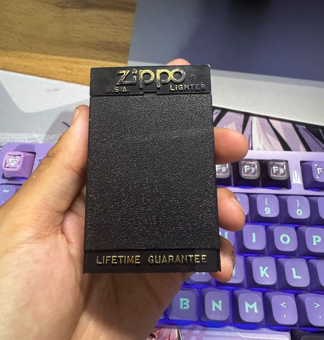 Оригинальная винтажная зажигалка Zippo (1997 год, США) в коробке