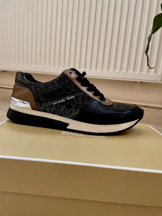 Adidasi michael kors noi