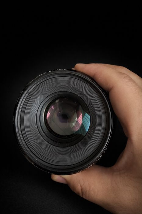 Продам объектив 50мм 1.2 очень резкий