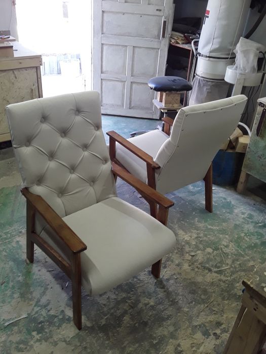 Продам новые кресла