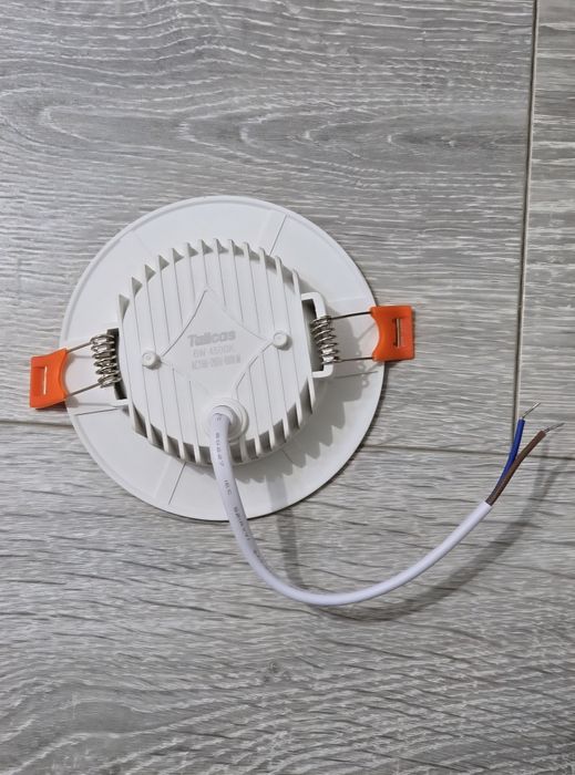 Spoturi LED inteligente DUSKTEC noi, RGB, control Alexa, set 4 bucăți