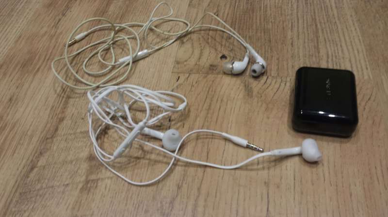 Хендсфри слушалки универсални