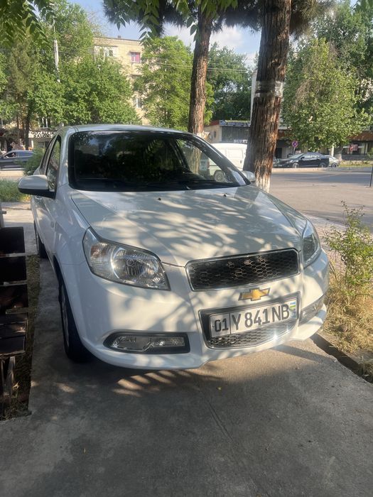 Nexia 3 avtomat karobka 2019 yili kraskasi TOZA probegi 77000 xalol!