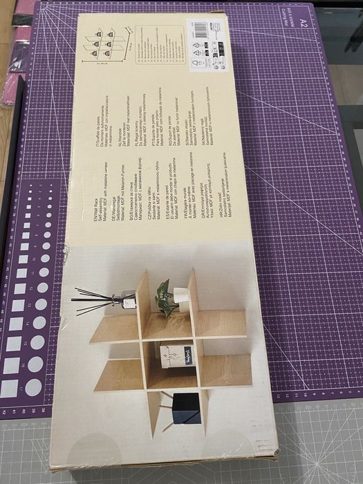 etajeră de perete (Wall Rack)