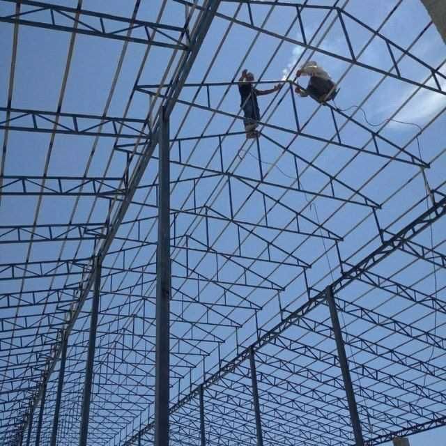 Sifatli konteyner materialdan tom yopish xizmati