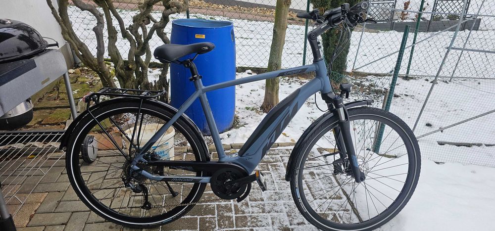 Bicicletă electrică Ktm în stare foarte bună numai 1600 km