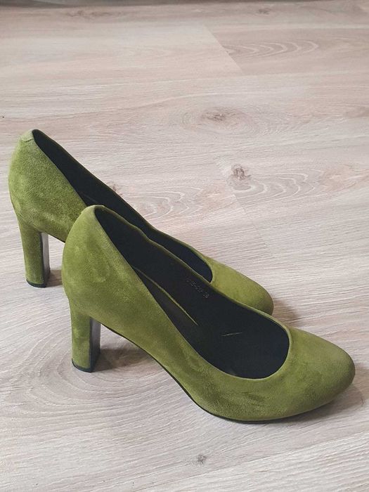 Туфли женские, натуральная замша