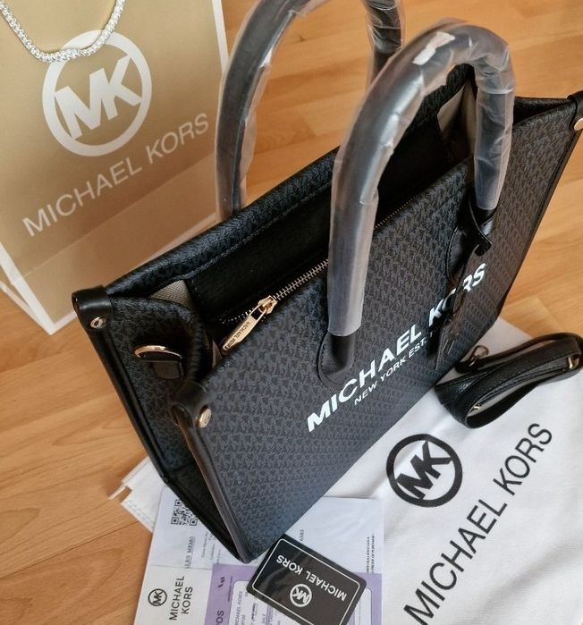 Geanta MK Maxi,,editie limitată, curea detasabila, saculet, etichetă