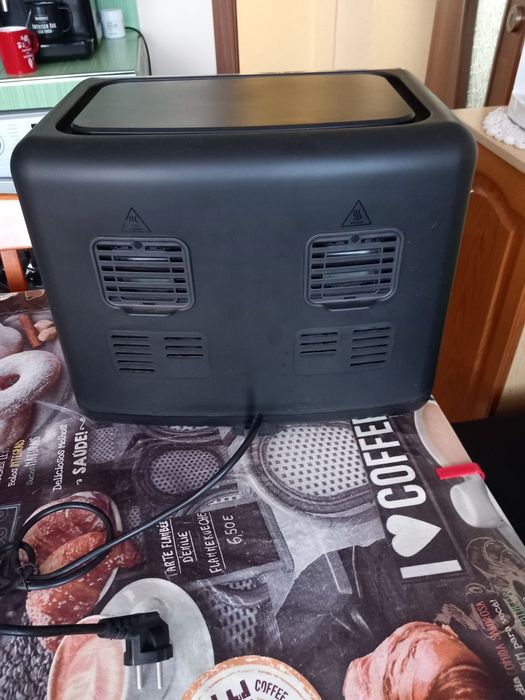 Фритюрник с горещ въздух Beper P101FRI090, 9L, Две кошници, 7 програми, Отложен старт, Сив/черен