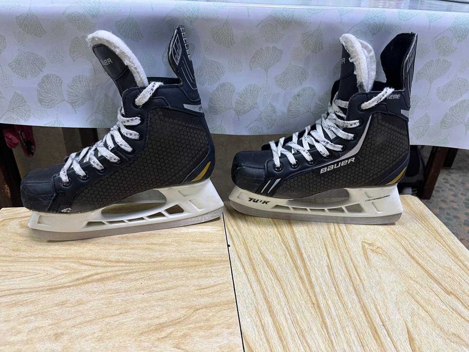 Коньки Bauer полупрофессиональные