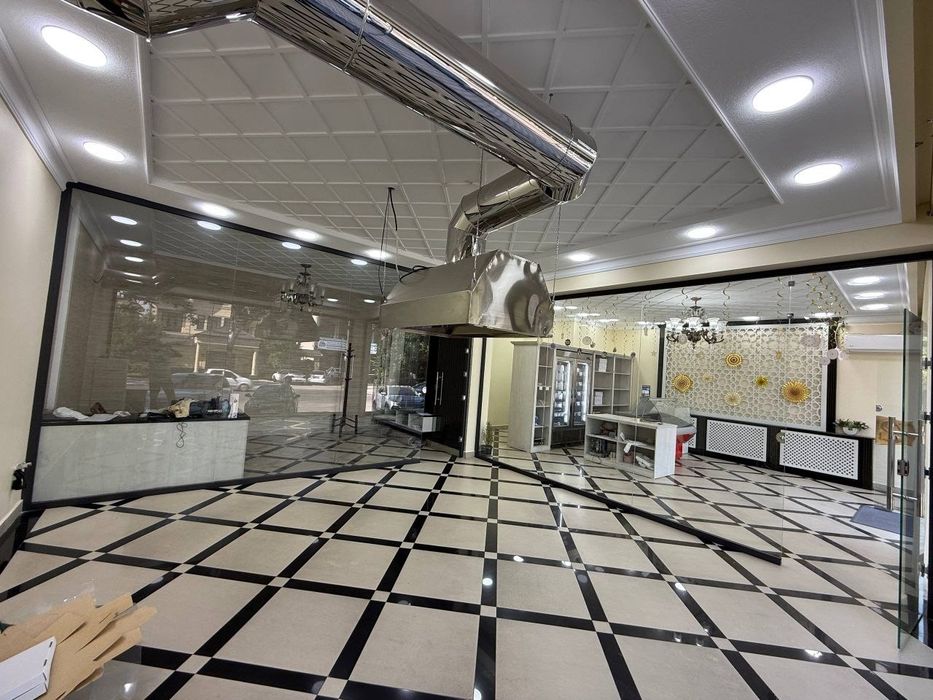 Аренда 255 м² нежилое помещение