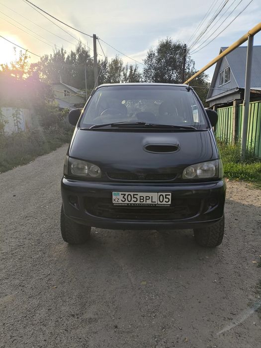 Митсубиси дэлика