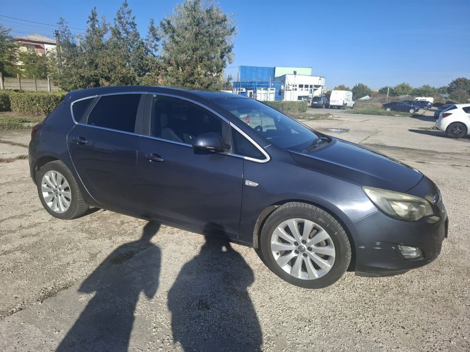 OPEL Astra 2011 — imagine 2