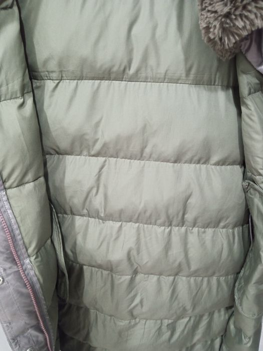 Продам пуховик стеганный