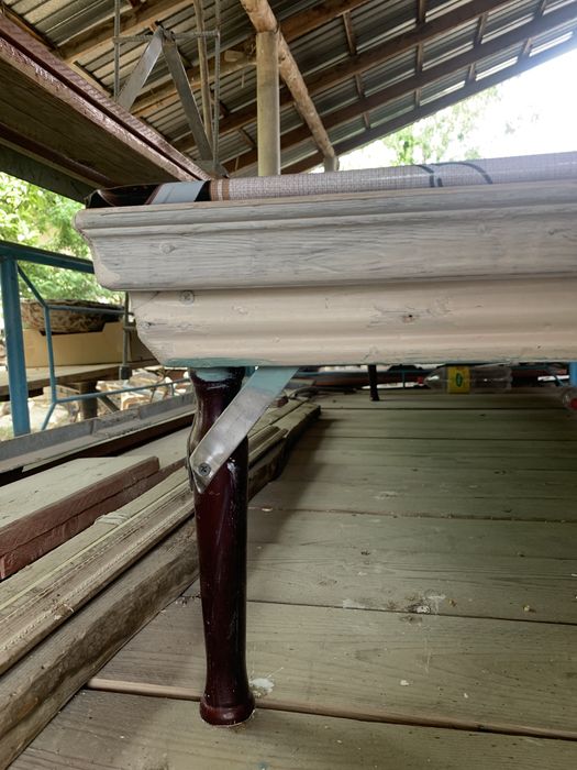 Продам стол