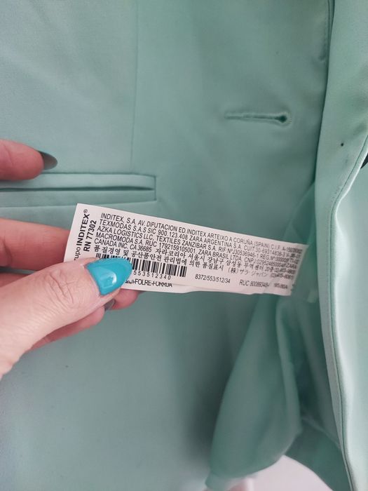 Ново дамско сако ZARA