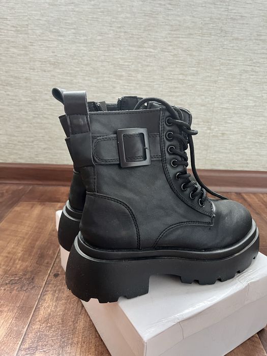 Ботинки и кожанные сапоги демисезонные