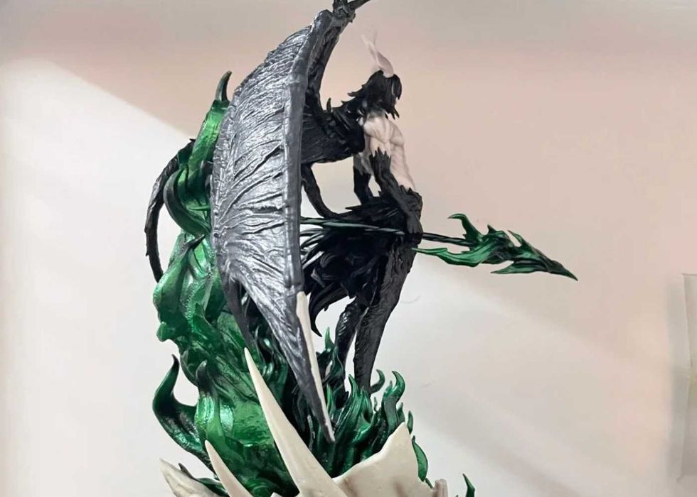 блич фигурка Улькиорра