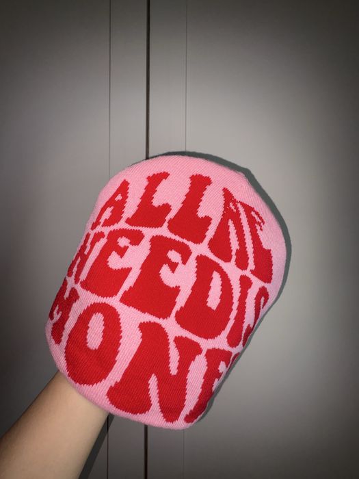 Продам шапки street wear