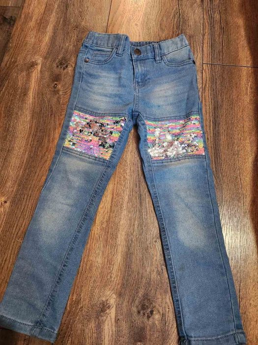 Дънки с пайети ръст 110/116