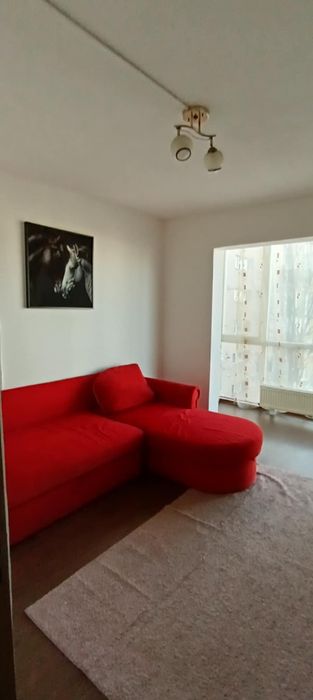 Inchiriez apartament cu 2 camere decomandat