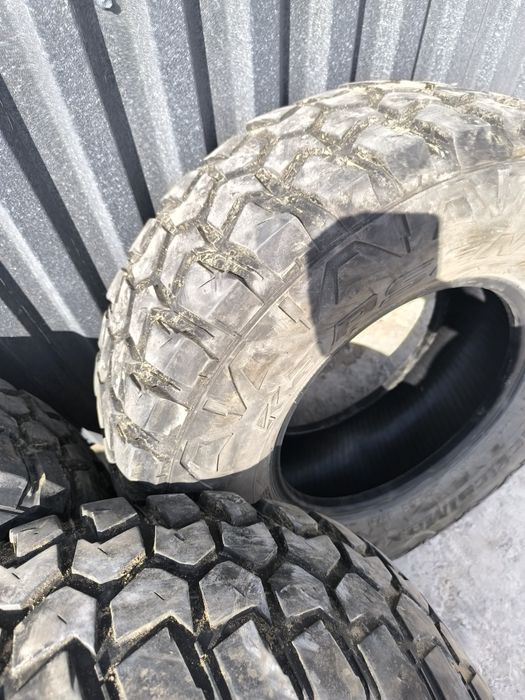 Продам шины 285х75х16