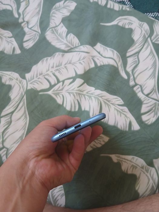 Samsung a11 sotiladi