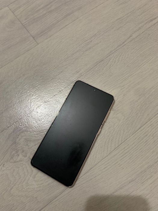 Продается Самсунг s21