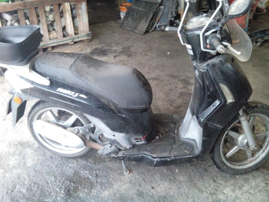 Kymco People S 50-На части