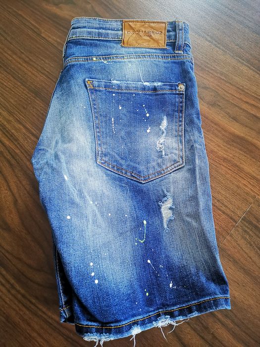 Vând blugi dsquared