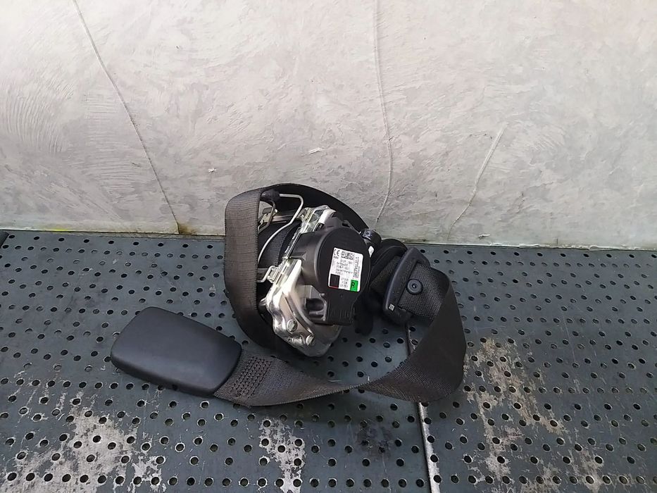 Centura siguranta dreapta fata bmw seria 1 f40 641229400b 0589p10021