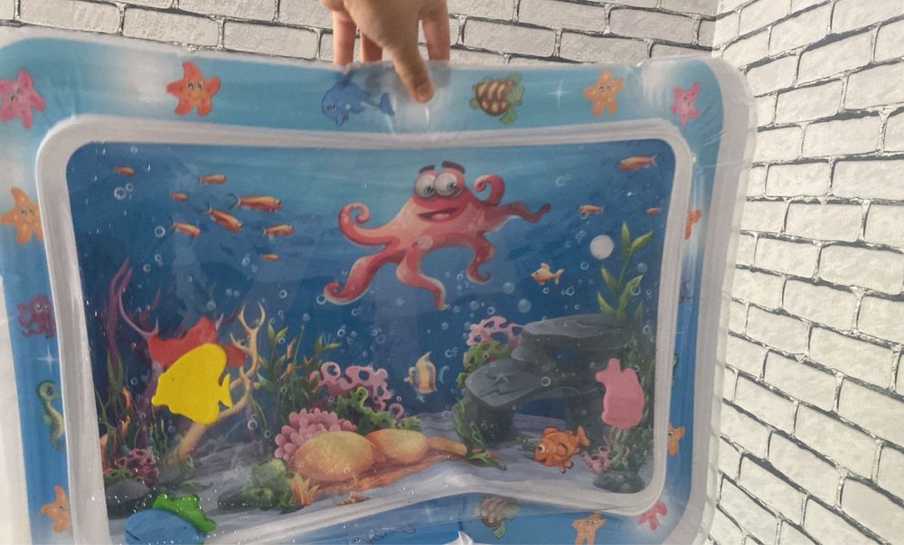 Детский коврик, водный