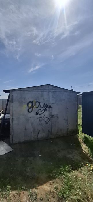 Продам гараж большой