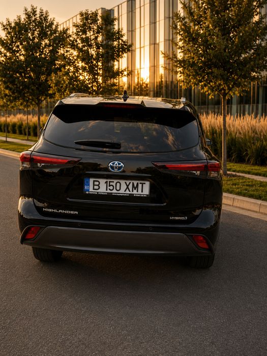TOYOTA Highlander 2024 — imagine 3