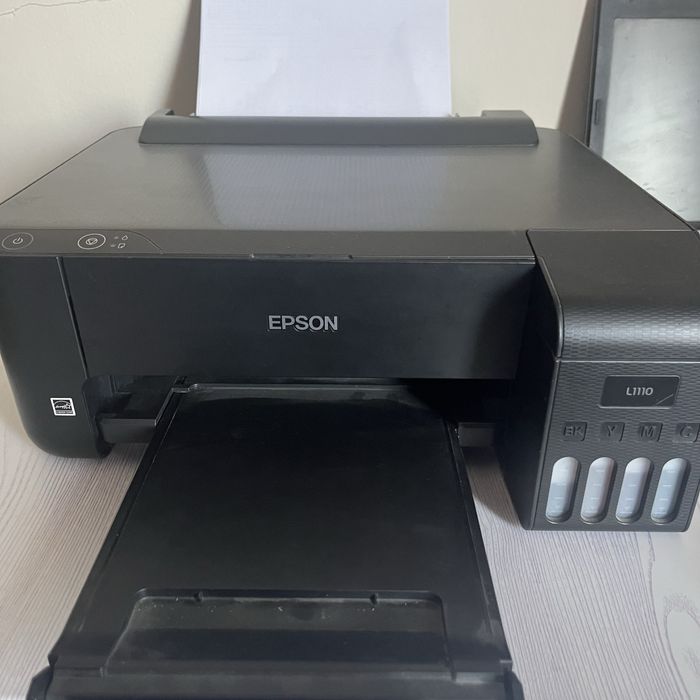 Цветной принтер Epson