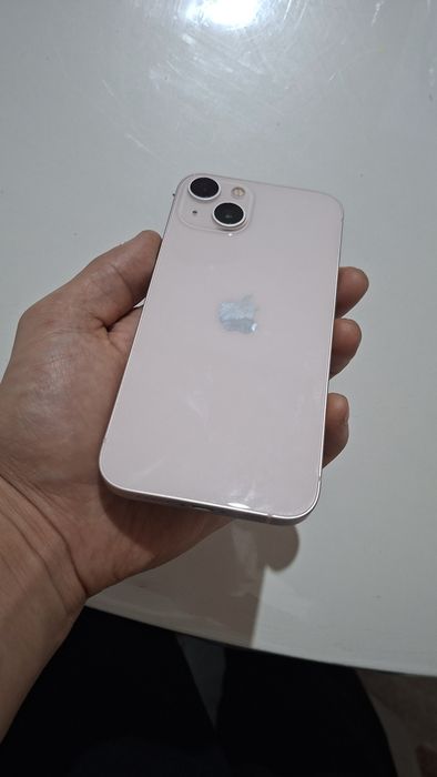Продам Айфон 13 128гб