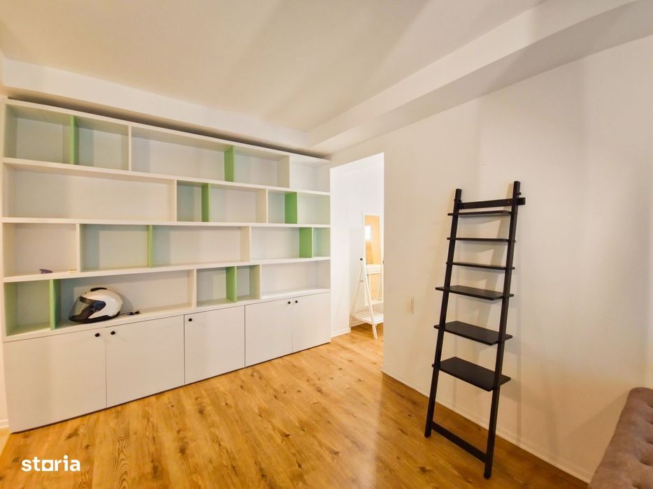 Apartament in Complexul Cosmopolis cu vedere catre piscina!