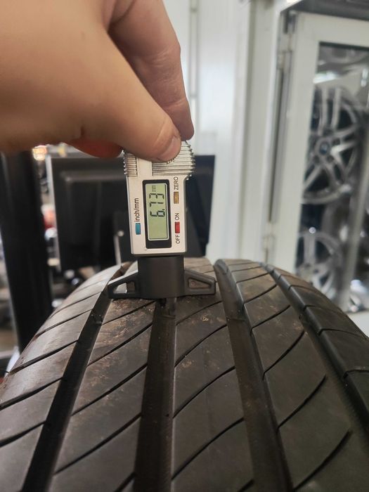 4бр.летни гуми 215/65/17 Michelin