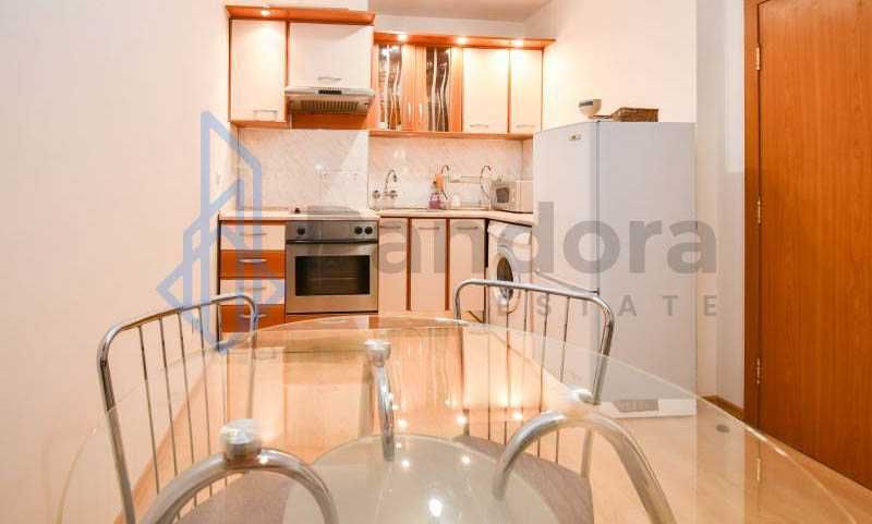 Двустаен апартамент под наем в Центъра