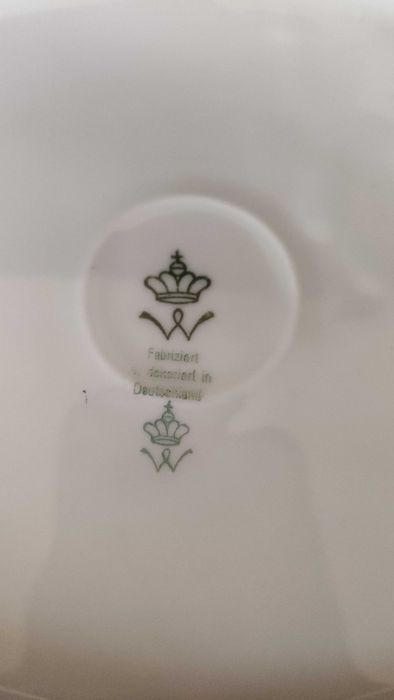 Немски порцеланов супник платинен кант